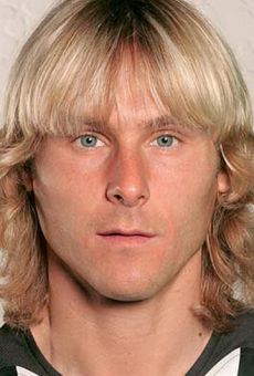 Павел Недвед